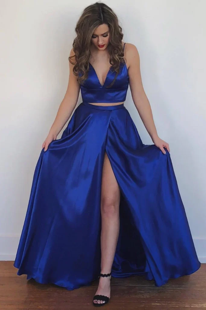 Two-Piece Royal Blue Prom Dress Trends